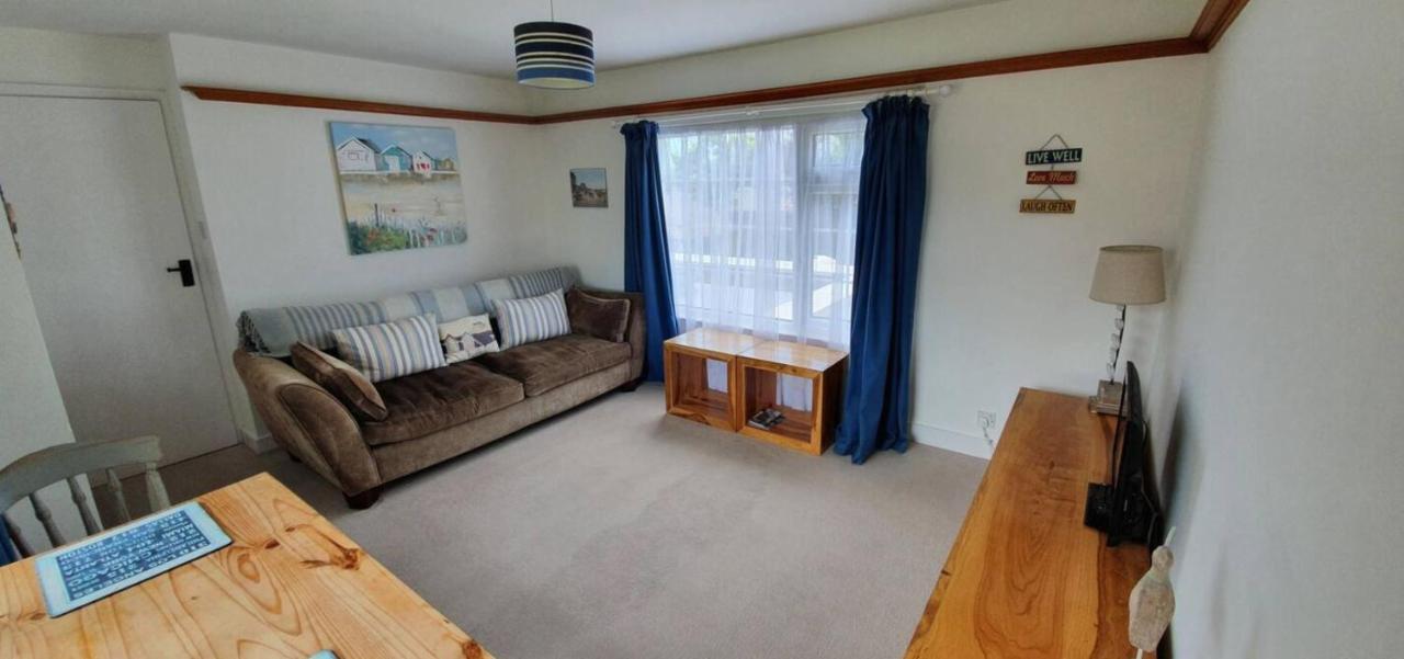 Beautiful 1 Bedroom Cottage With Courtyard. Deal Extérieur photo